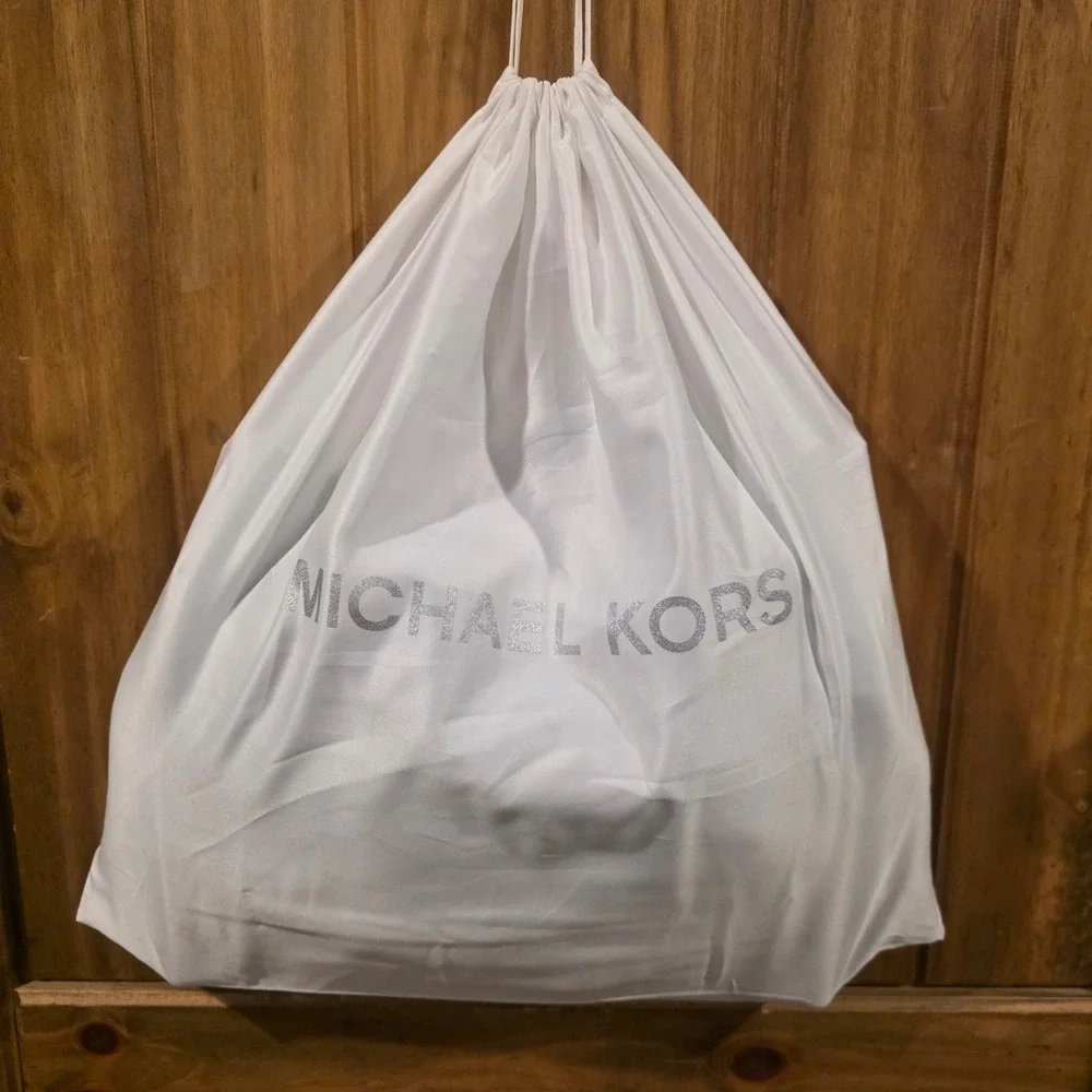 Michael Kors Hobo Bag Women Large Teal Green Excellent Pebbled Leather Gold Logo